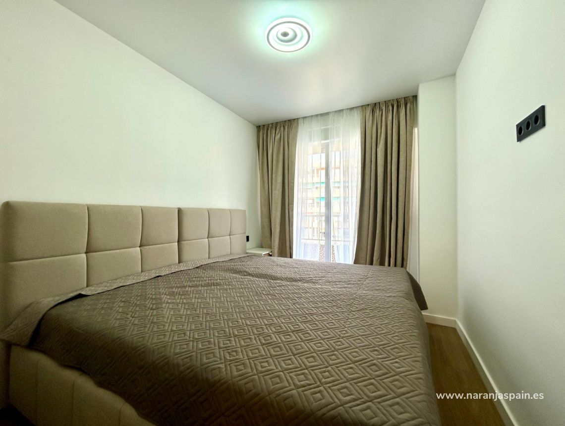 Sprzedaż - Apartament - Torrevieja - Punta prima