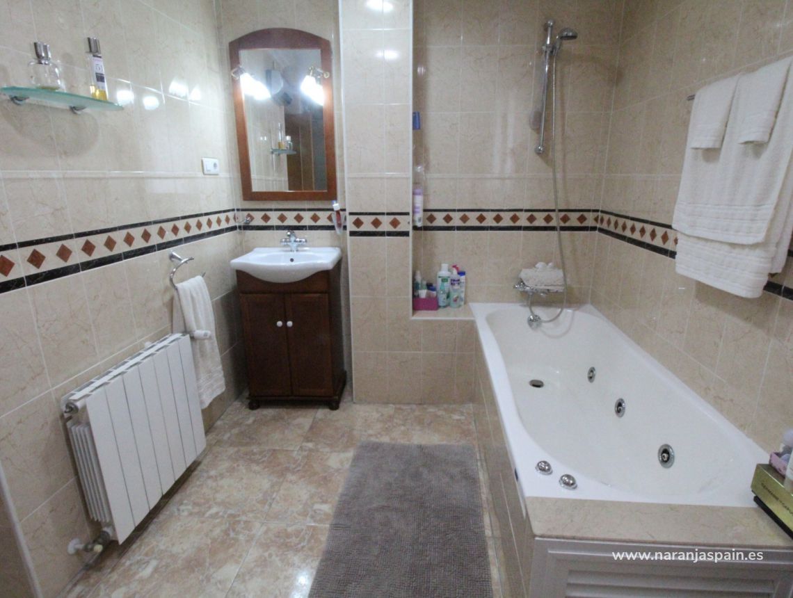 Sprzedaż - Apartament - Torrevieja - Torrevieja town