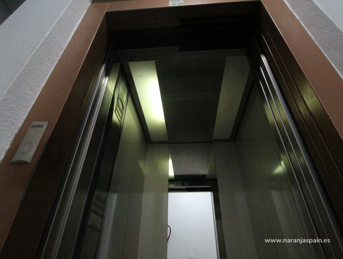 Sprzedaż - Apartament - Torrevieja - Torrevieja town