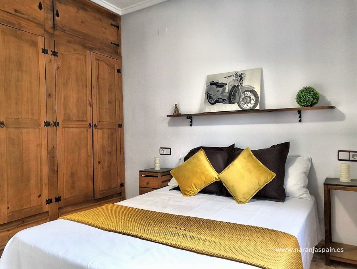 Sprzedaż - Apartament - Torrevieja - Torrevieja town