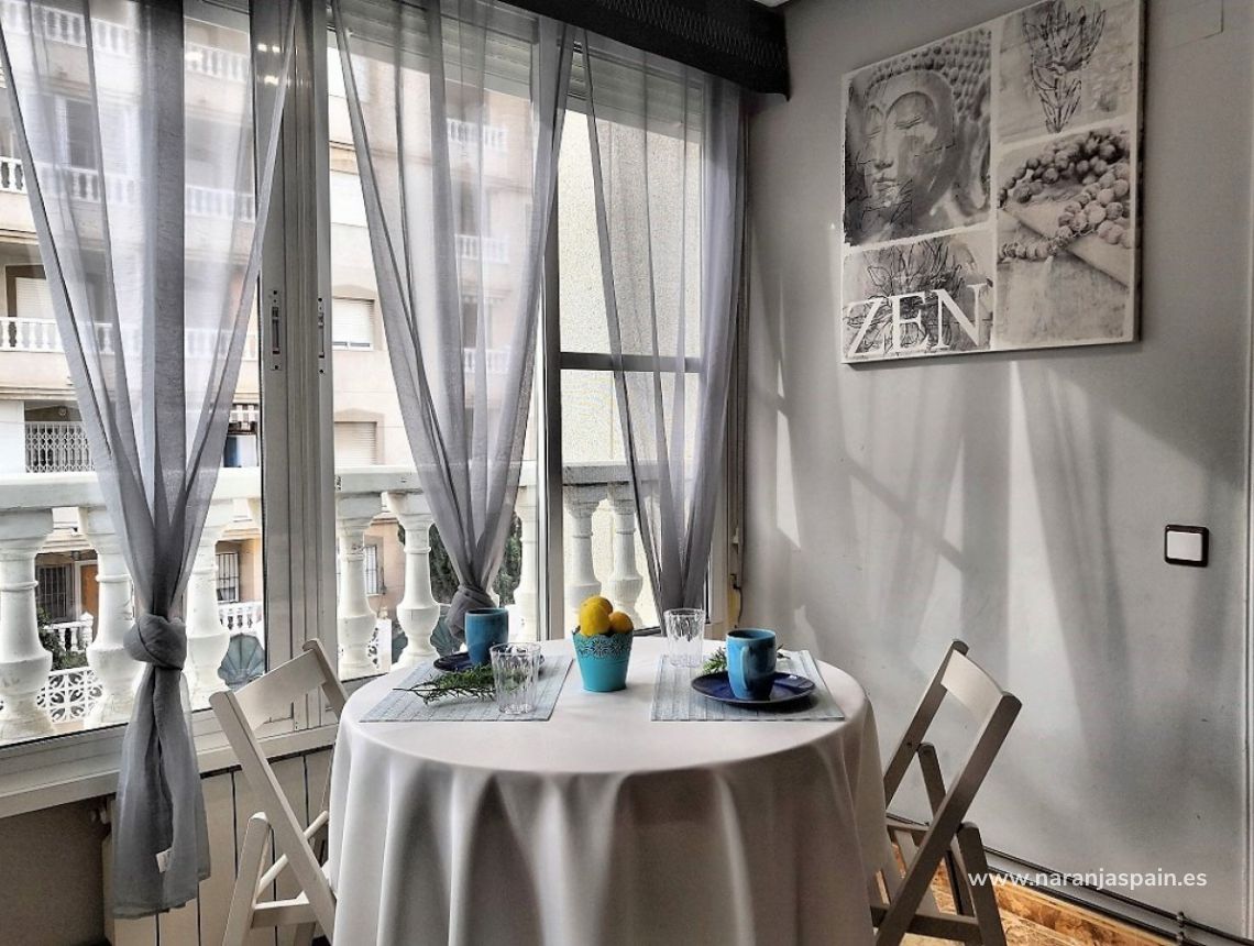 Sprzedaż - Apartament - Torrevieja - Torrevieja town