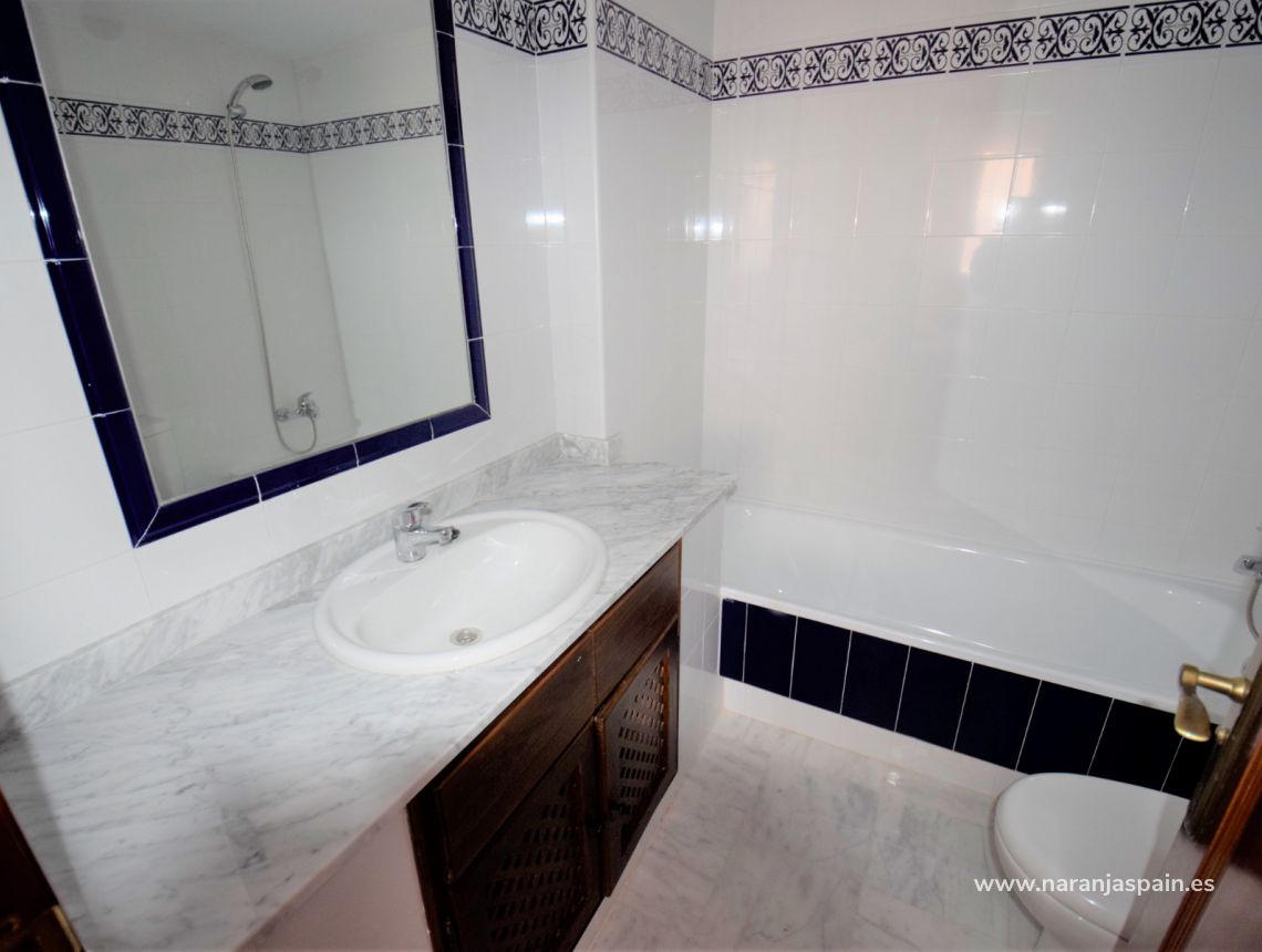Sprzedaż - Apartament - Torrevieja - Torrevieja town