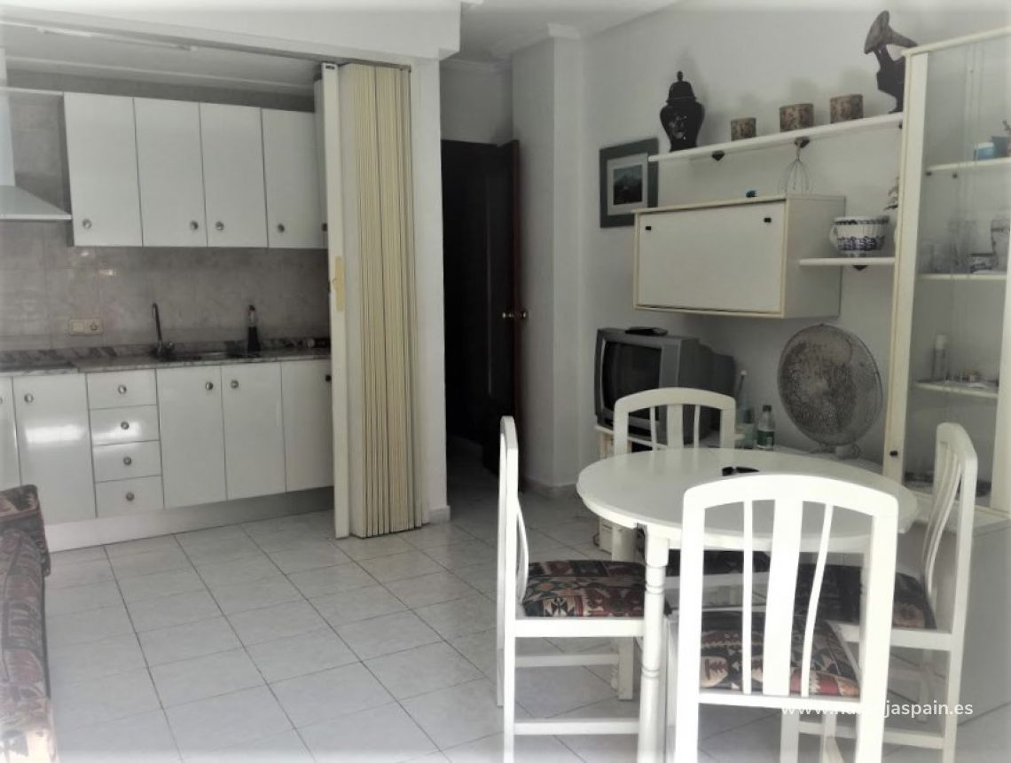 Sprzedaż - Apartament - Torrevieja - Torrevieja town