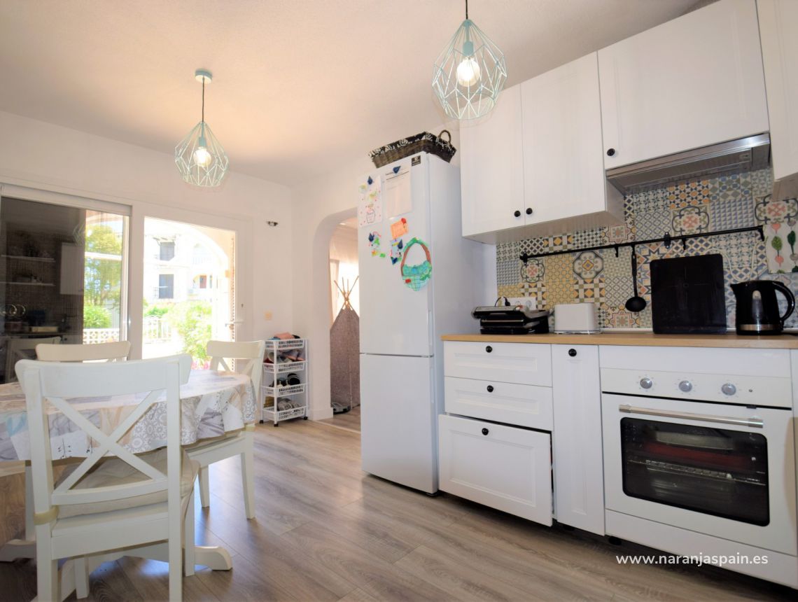 Sprzedaż - Apartament - Torrevieja - Torrevieja town