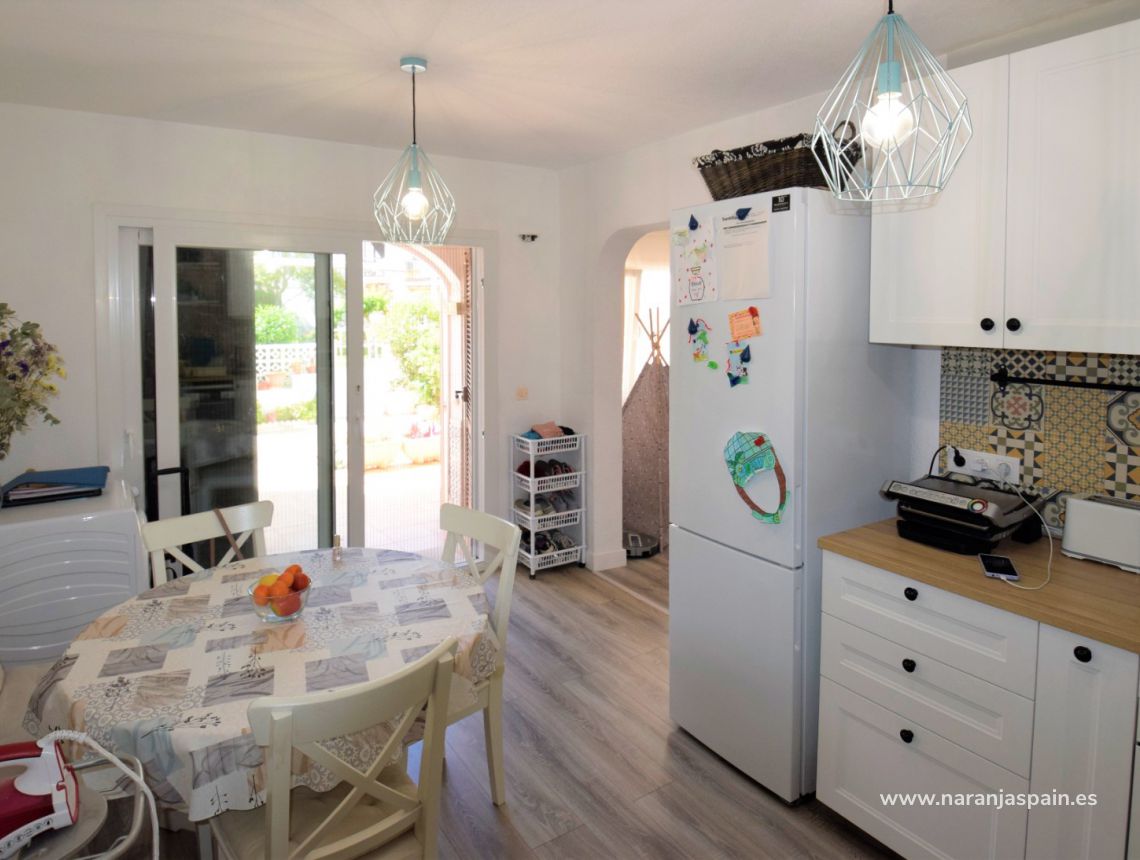 Sprzedaż - Apartament - Torrevieja - Torrevieja town
