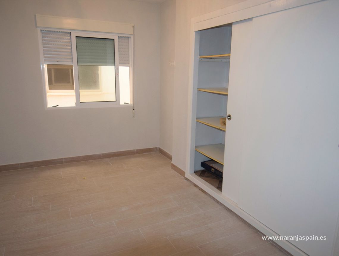 Sprzedaż - Apartament - Torrevieja - Torrevieja town