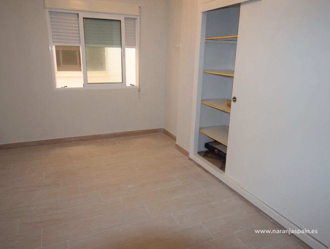 Sprzedaż - Apartament - Torrevieja - Torrevieja town