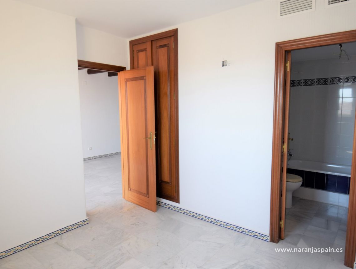 Sprzedaż - Apartament - Torrevieja - Torrevieja town