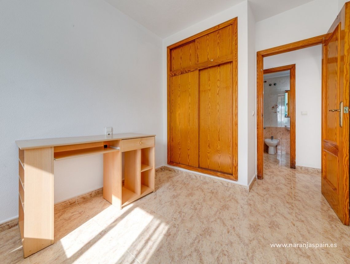 Sprzedaż - Apartament - Torrevieja - Torrevieja town