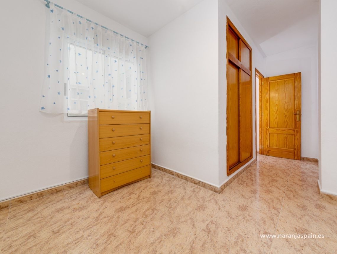 Sprzedaż - Apartament - Torrevieja - Torrevieja town