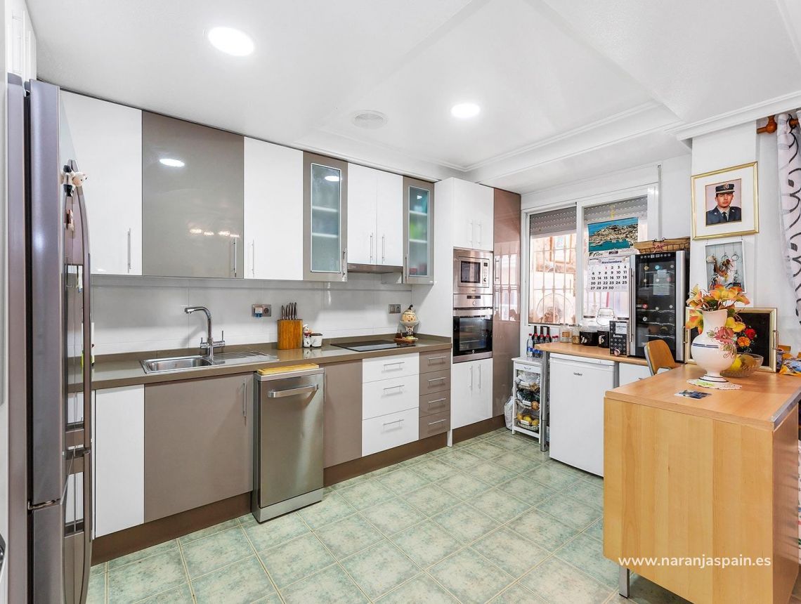 Sprzedaż - Bliźniak - Guardamar del Segura - Urb. Portico Mar