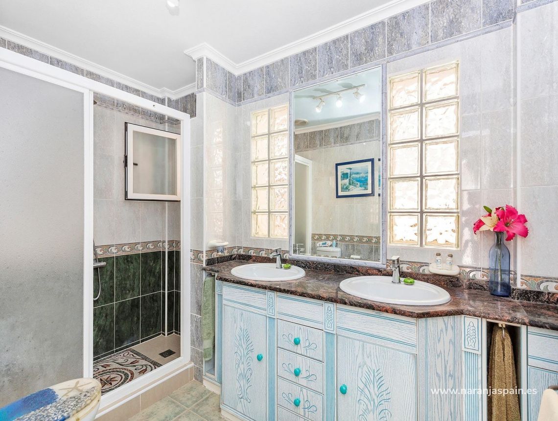 Sprzedaż - Bliźniak - Guardamar del Segura - Urb. Portico Mar