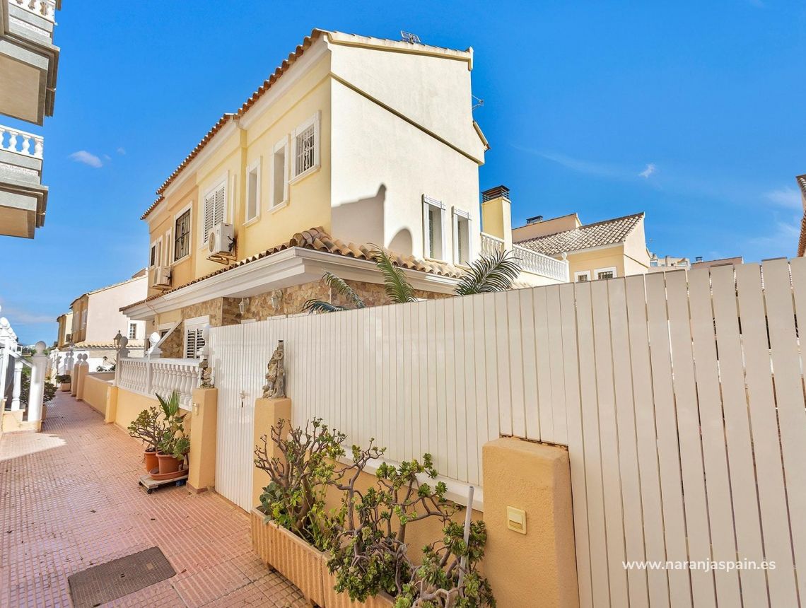 Sprzedaż - Bliźniak - Guardamar del Segura - Urb. Portico Mar