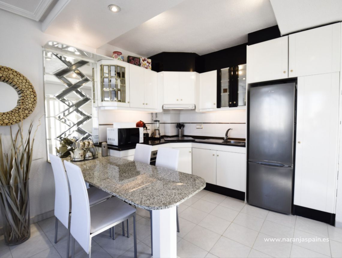 Sprzedaż - Bungalow - Guardamar del Segura - Urb. El Moncayo 