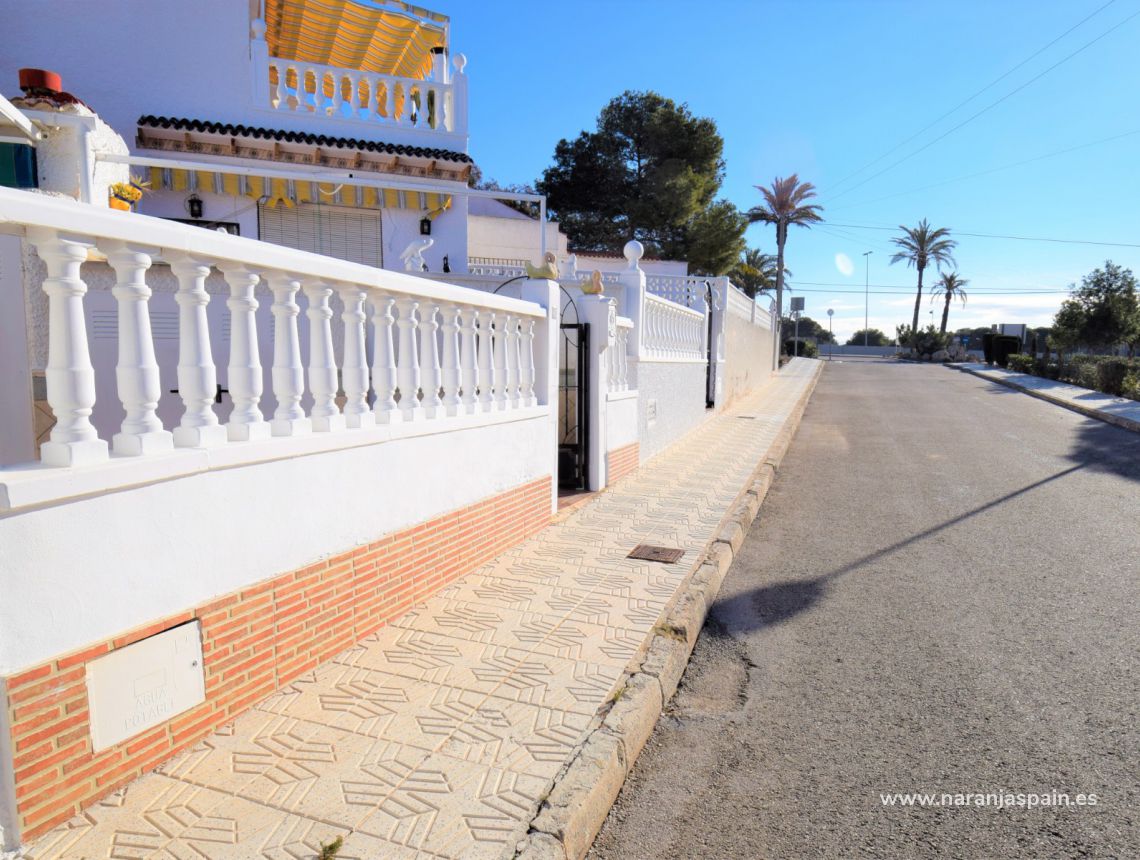 Sprzedaż - Bungalow - Guardamar del Segura - Urb. El Moncayo 