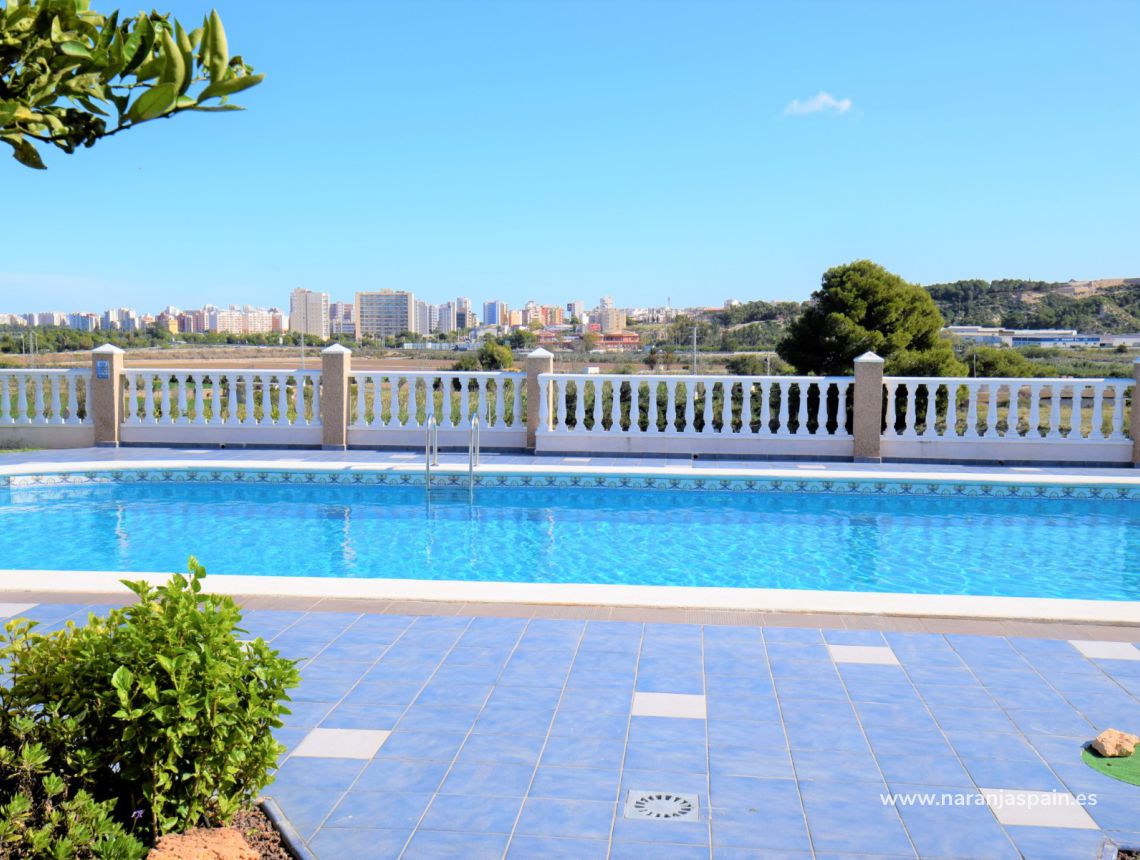 Sprzedaż - Bungalow - Guardamar del Segura - Urb. Los Estaños