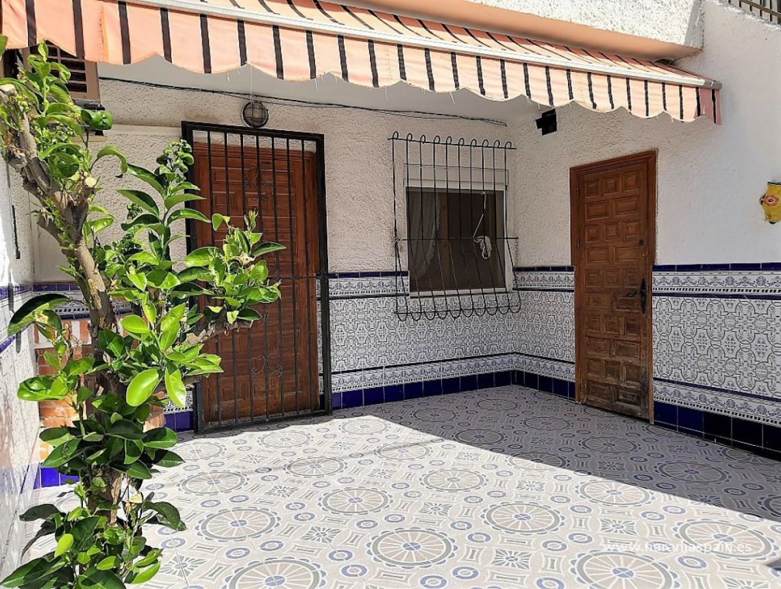 Sprzedaż - Bungalow - Torrevieja - Beach Los Naufragos