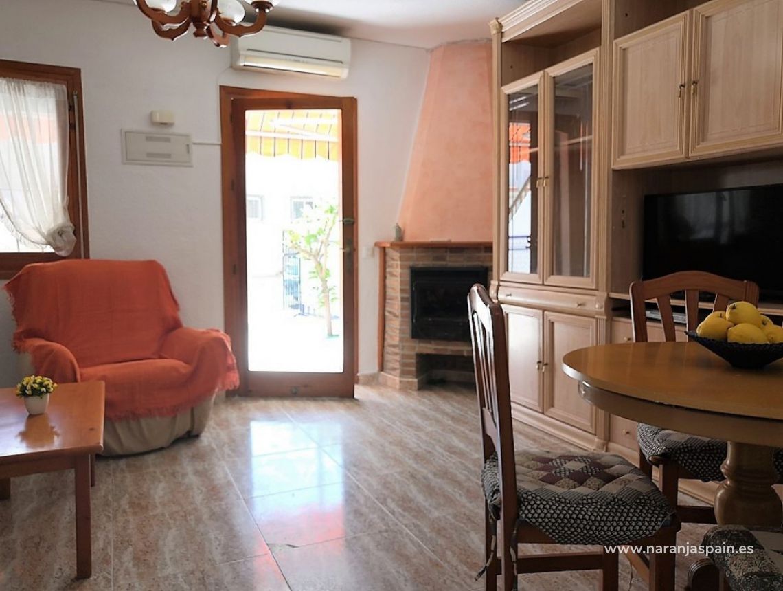 Sprzedaż - Bungalow - Torrevieja - Beach Los Naufragos