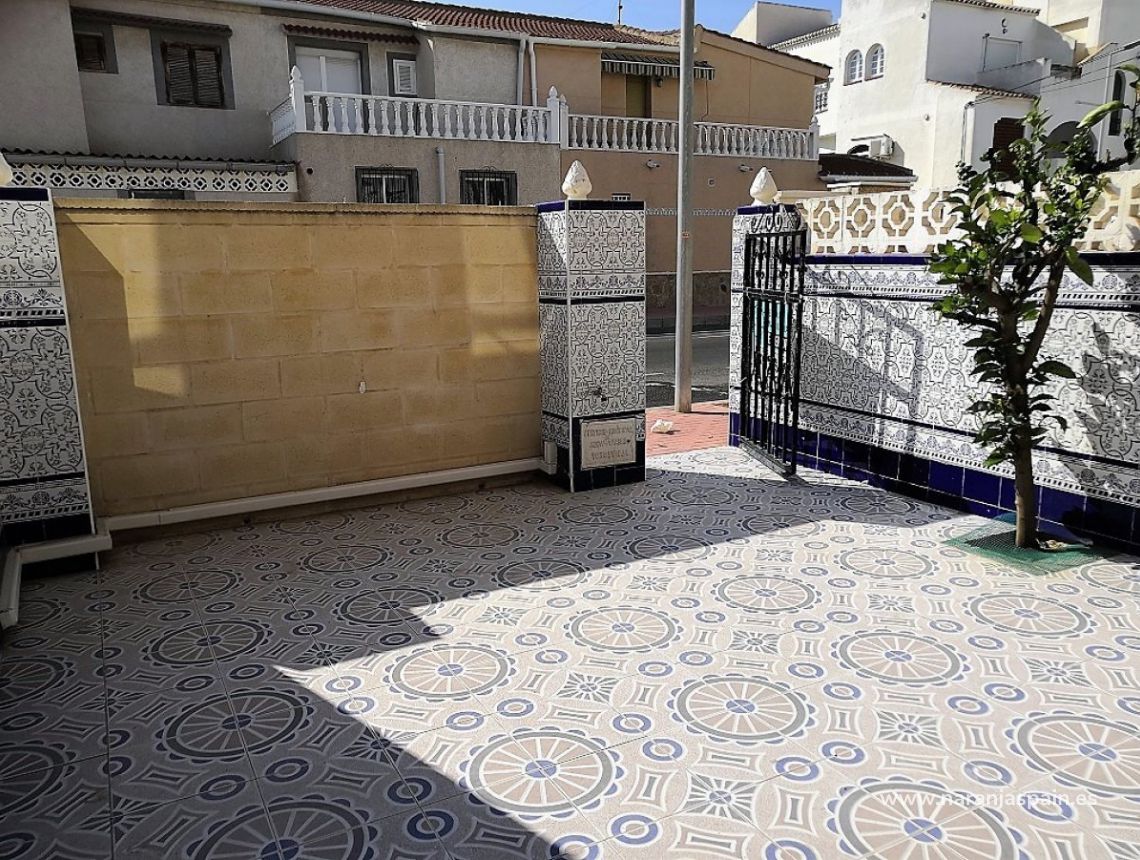 Sprzedaż - Bungalow - Torrevieja - Beach Los Naufragos