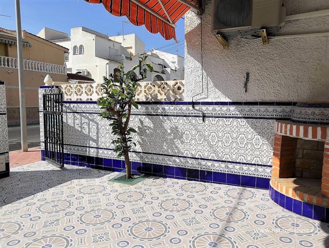 Sprzedaż - Bungalow - Torrevieja - Beach Los Naufragos