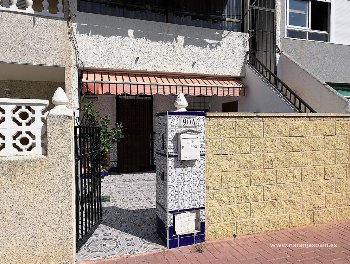 Sprzedaż - Bungalow - Torrevieja - Beach Los Naufragos