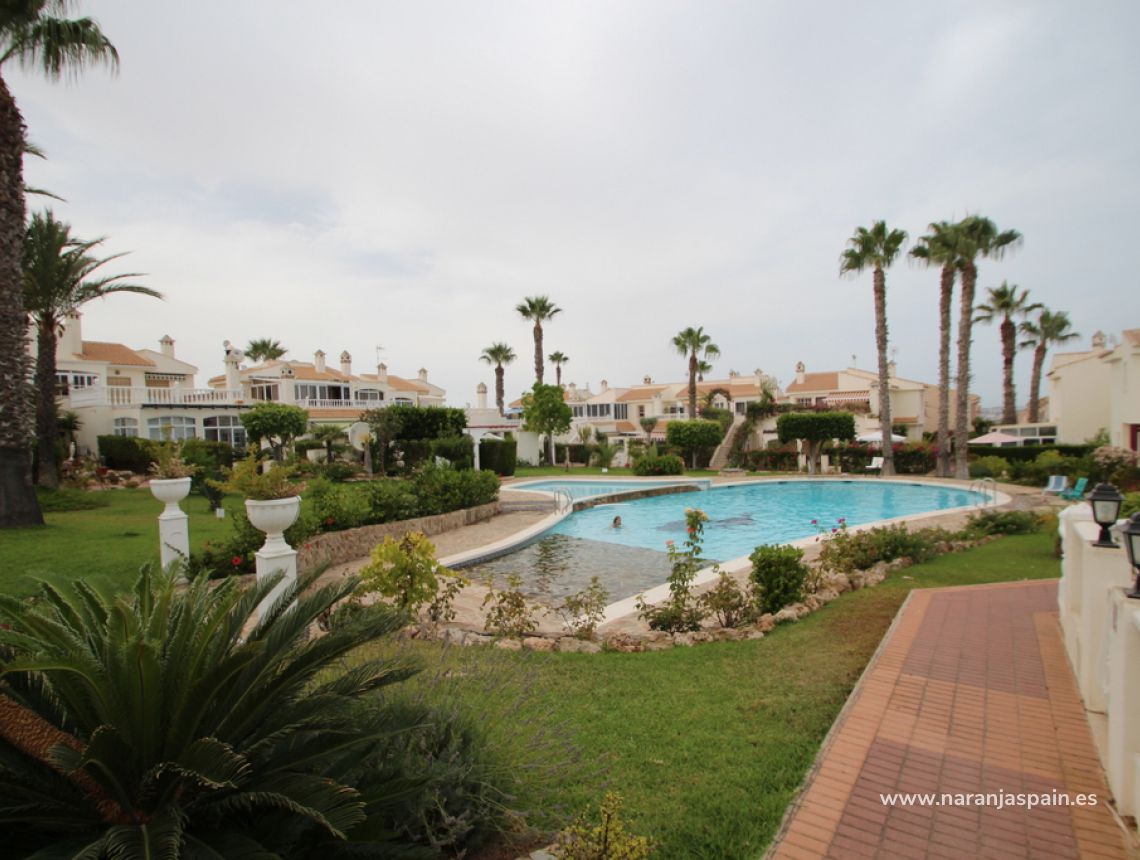 Sprzedaż - Bungalow - Torrevieja - Los Altos