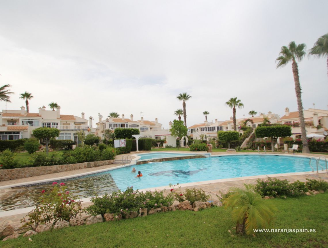Sprzedaż - Bungalow - Torrevieja - Los Altos