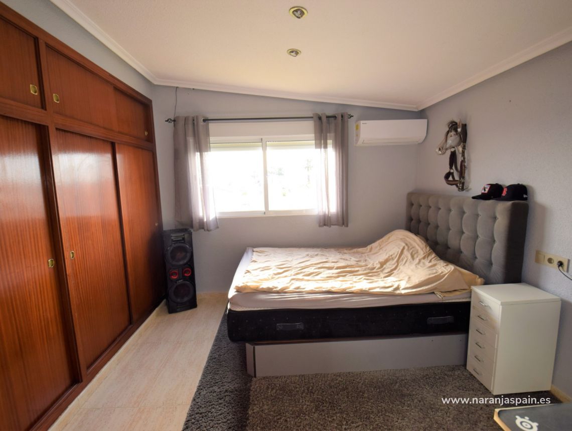 Sprzedaż - Dom bliźniak - Guardamar del Segura - Urb. El Moncayo 