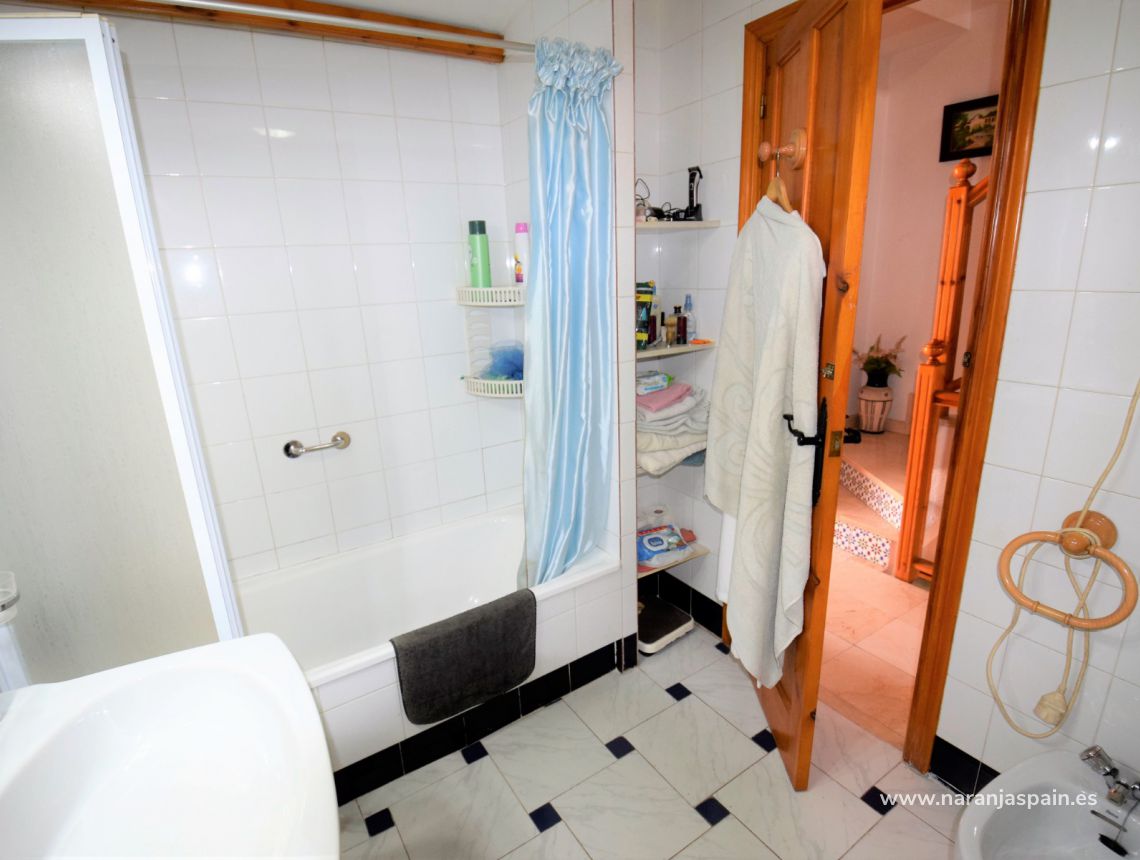 Sprzedaż - Dom bliźniak - Guardamar del Segura - Urb. Las Viñas