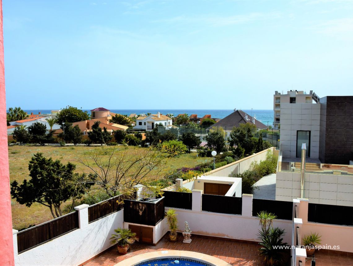 Sprzedaż - Dom bliźniak - La Mata, Torrevieja - La Mata