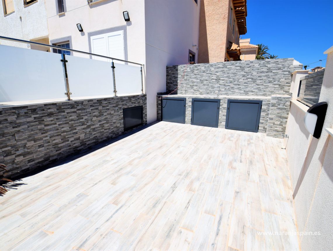 Sprzedaż - Dom bliźniak - Torrevieja - Torrevieja town