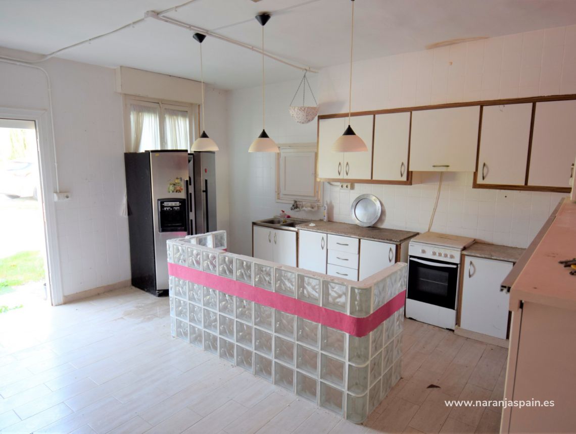 Sprzedaż - Dom - Guardamar del Segura - Urb. El Moncayo 