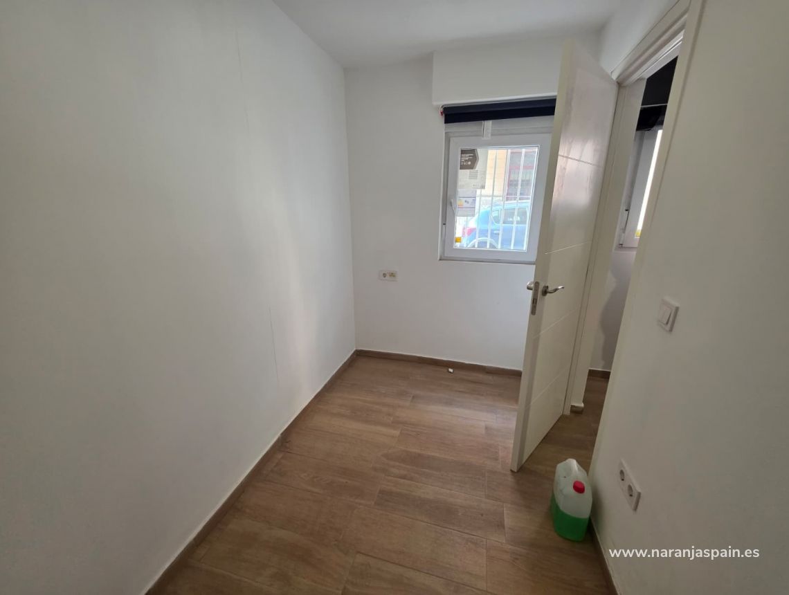 Sprzedaż - Nieruchomość komercyjna - Alicante - Centro