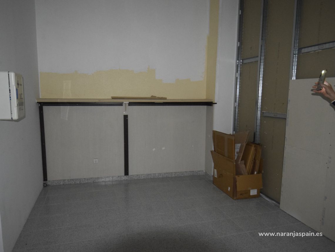 Sprzedaż - Nieruchomość komercyjna - Guardamar del Segura - Centrum Guardamar