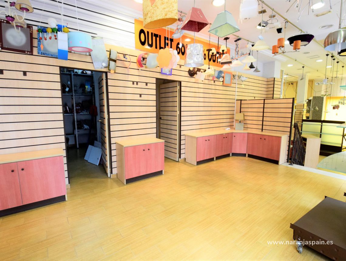 Sprzedaż - Nieruchomość komercyjna - Guardamar del Segura - Mercadona Guardamar