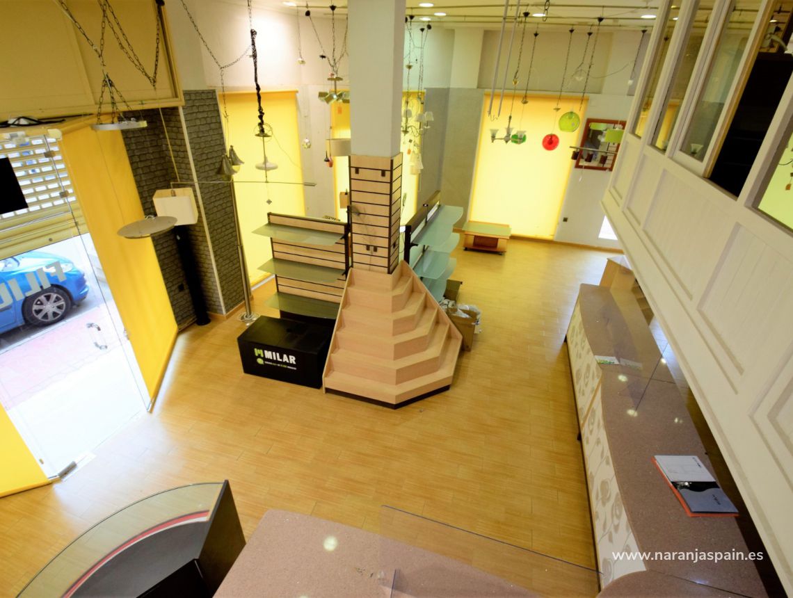 Sprzedaż - Nieruchomość komercyjna - Guardamar del Segura - Mercadona Guardamar