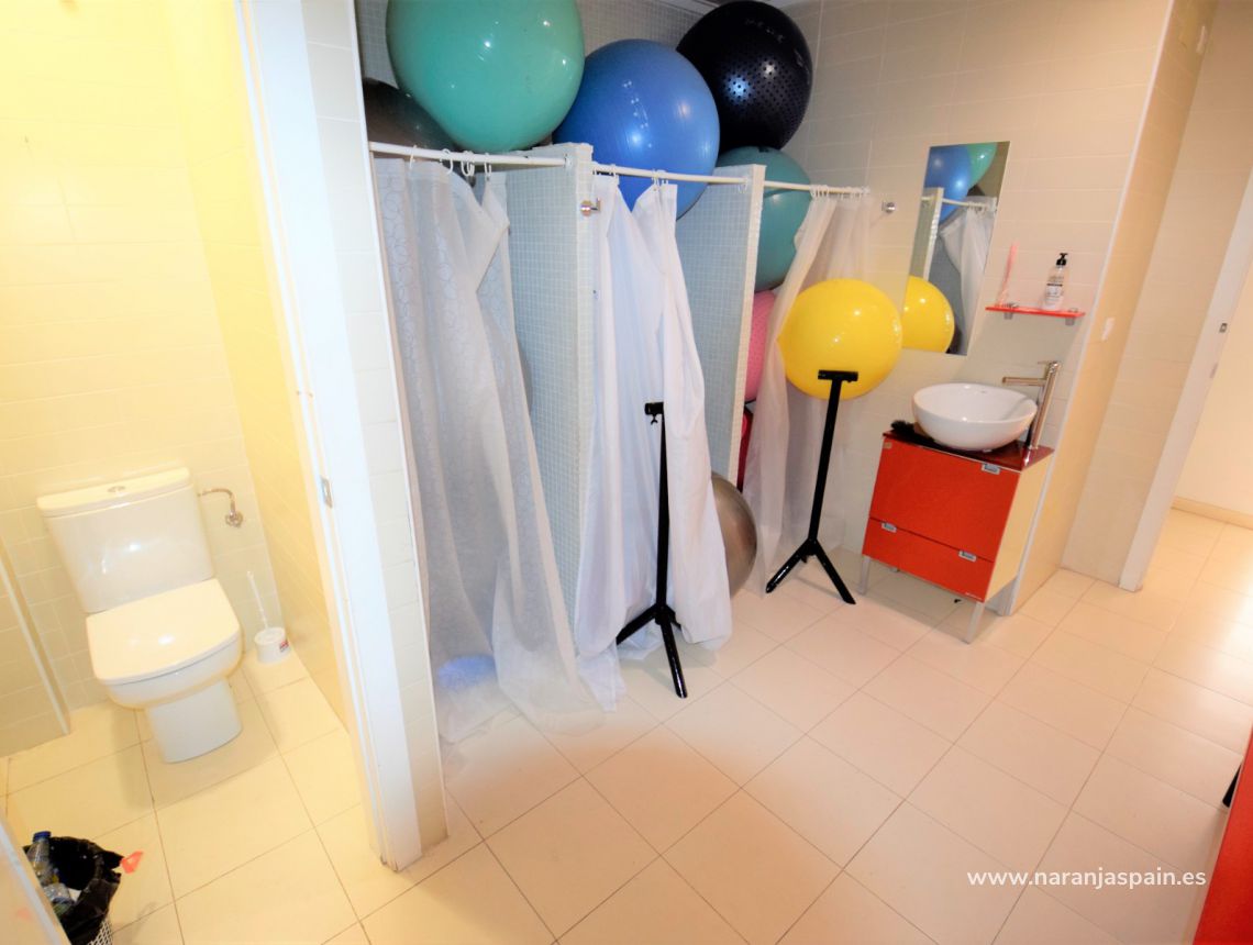 Sprzedaż - Nieruchomość komercyjna - Guardamar del Segura - Town Guardamar