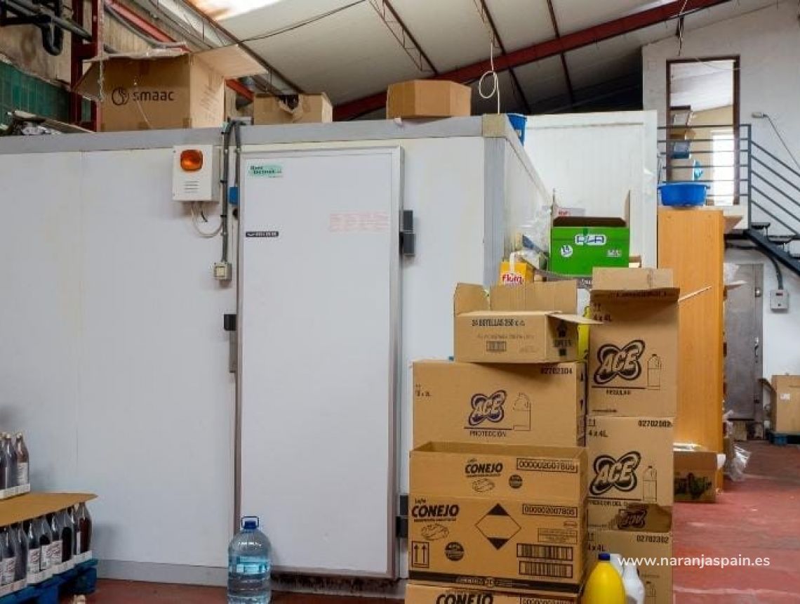 Sprzedaż - Nieruchomość komercyjna - Los Alcázares