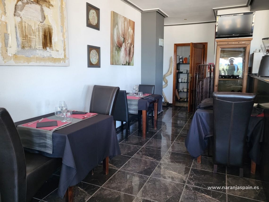 Sprzedaż - Nieruchomość komercyjna - Torrevieja - Curva del Palangre