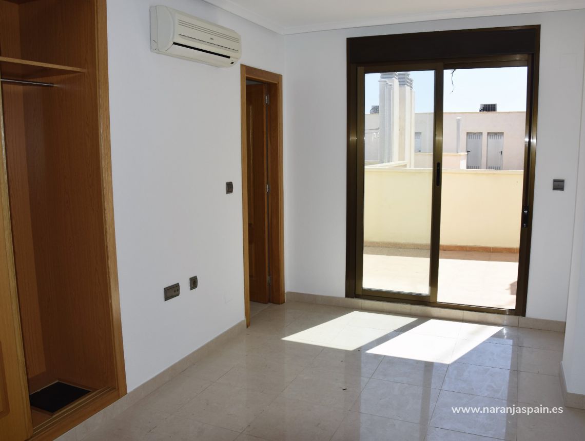 Sprzedaż - Penthouse - Guardamar del Segura - Plaza Porticada