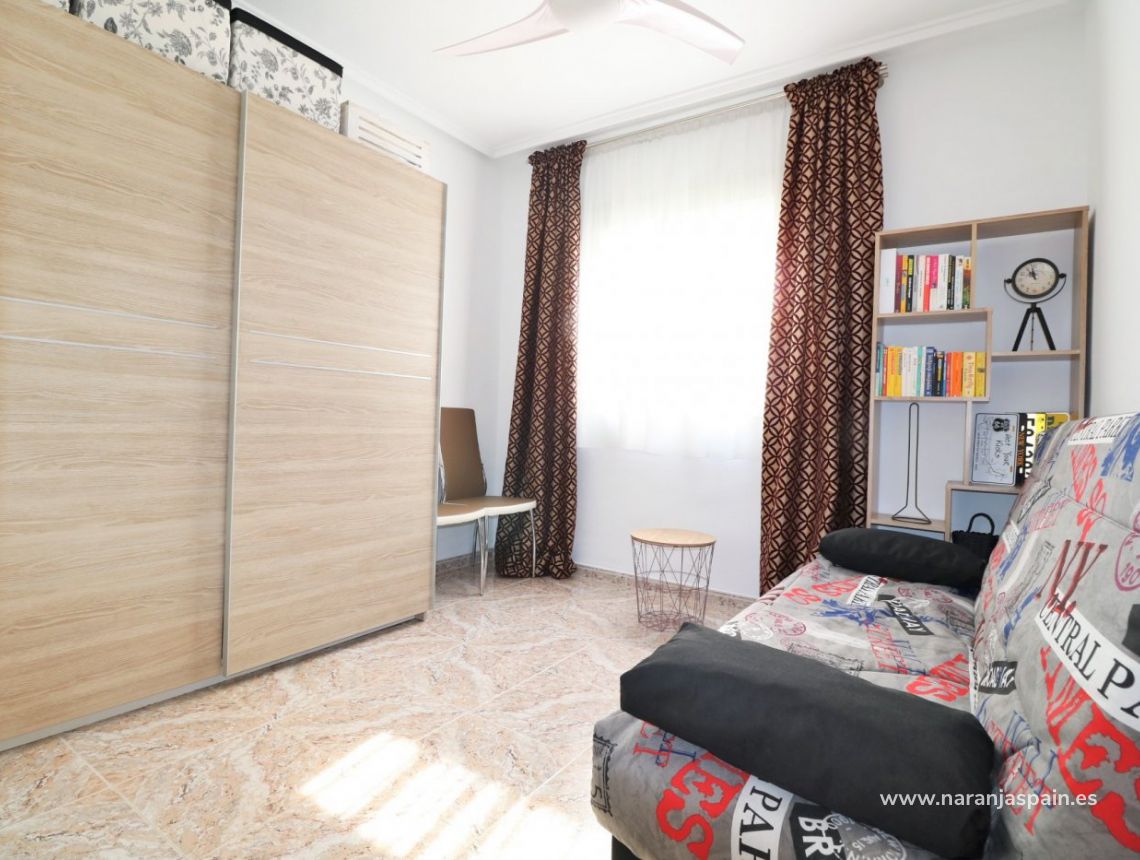 Sprzedaż - Penthouse - Torrevieja - Beach Los Naufragos