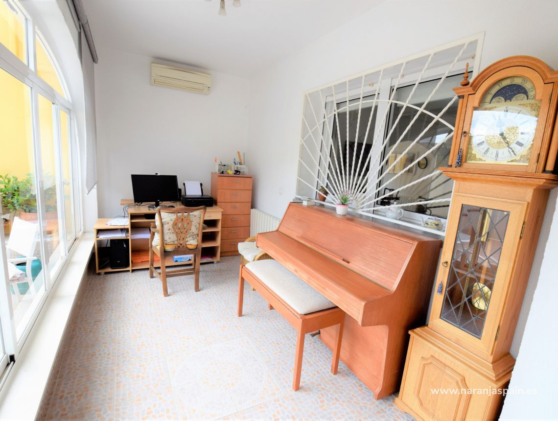 Sprzedaż - Willa - Benijofar