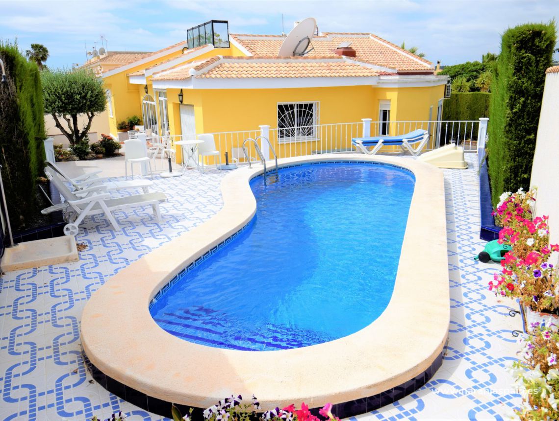 Sprzedaż - Willa - Benijofar