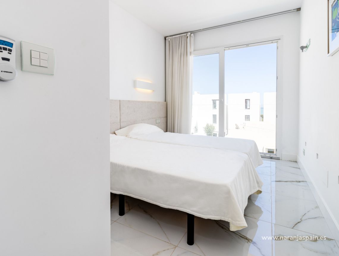 Sprzedaż - Willa - Guardamar del Segura - Guardamar