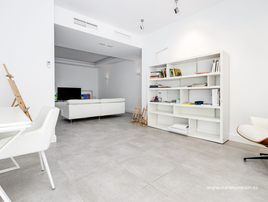 Sprzedaż - Willa - Guardamar del Segura - Guardamar