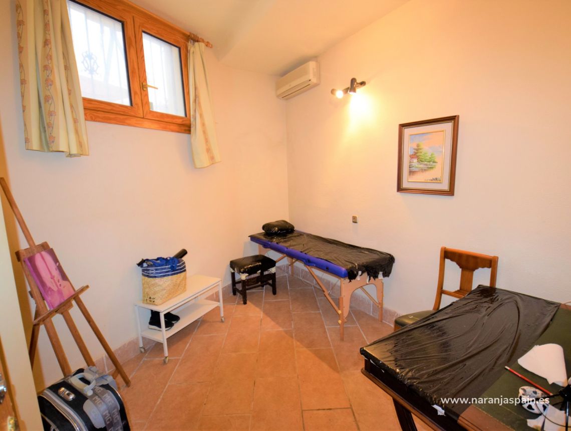 Sprzedaż - Willa - Guardamar del Segura - Urb. El Moncayo 