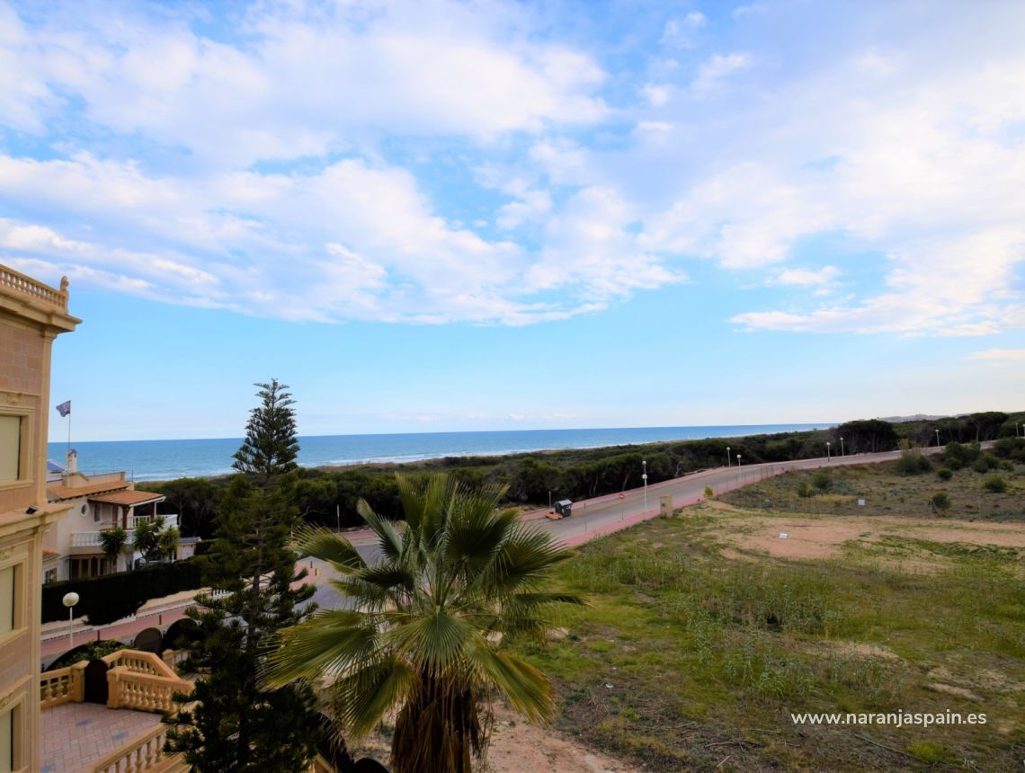 Sprzedaż - Willa - Guardamar del Segura - Urb. El Moncayo 