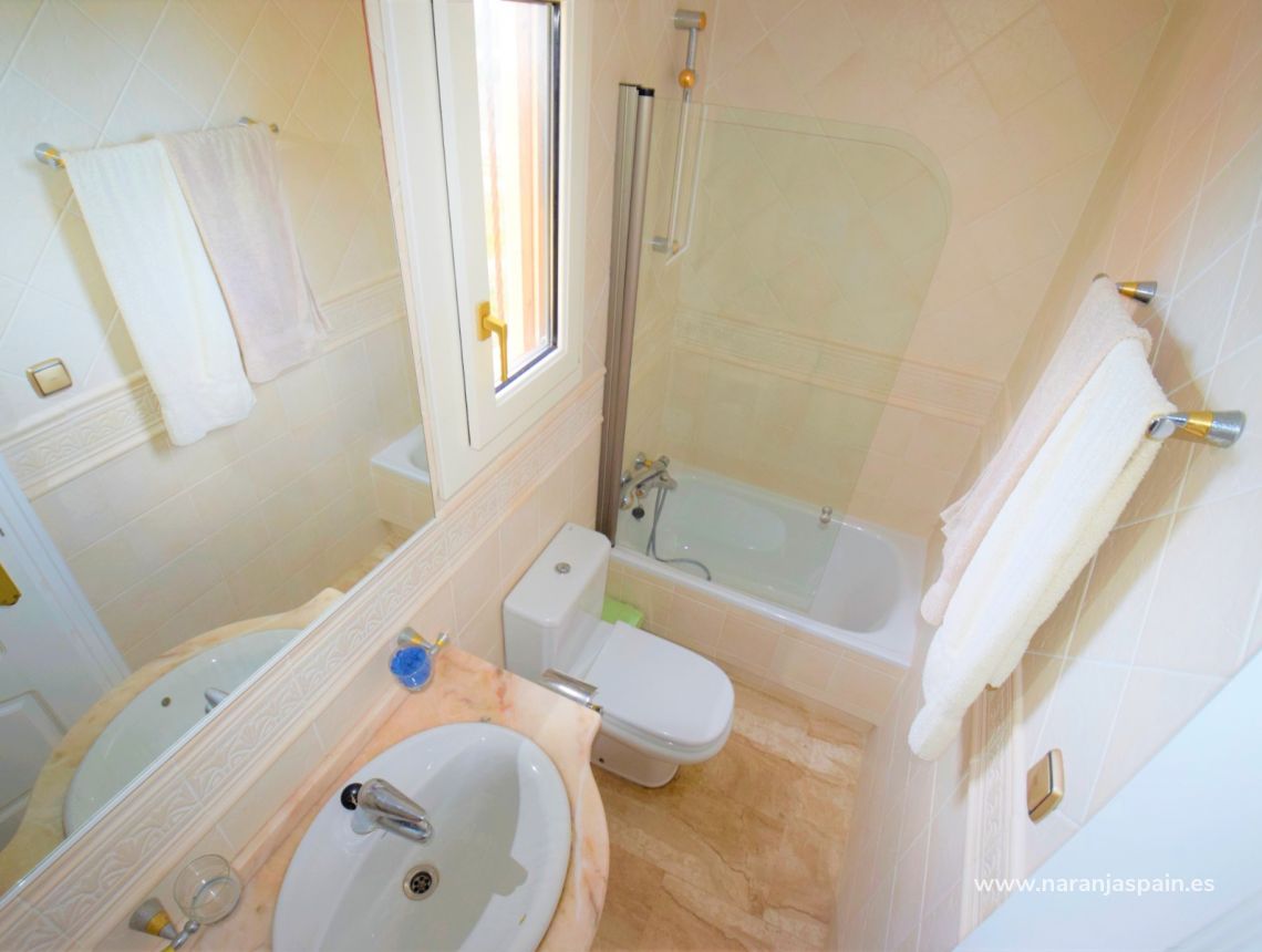 Sprzedaż - Willa - Guardamar del Segura - Urb. El Moncayo 