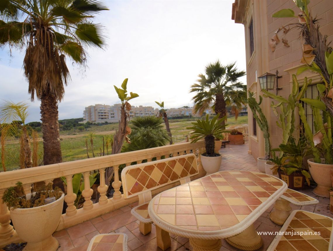 Sprzedaż - Willa - Guardamar del Segura - Urb. El Moncayo 