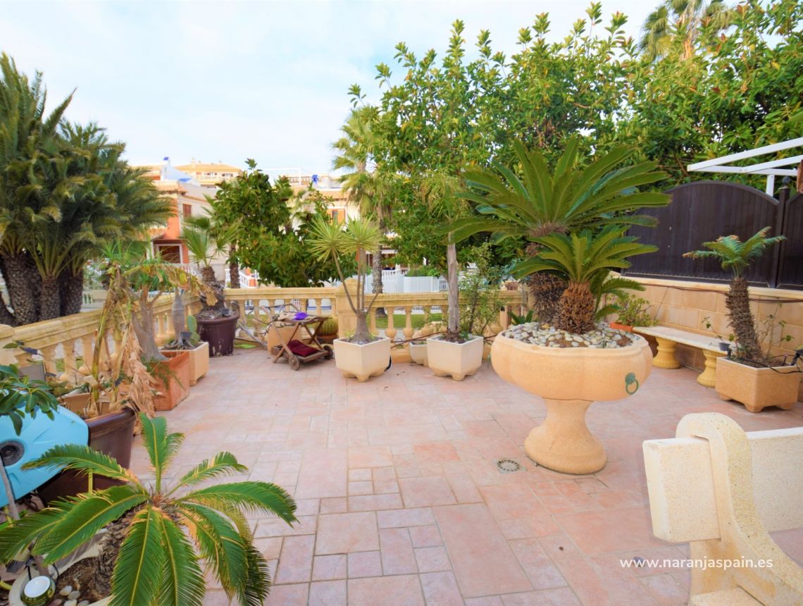 Sprzedaż - Willa - Guardamar del Segura - Urb. El Moncayo 